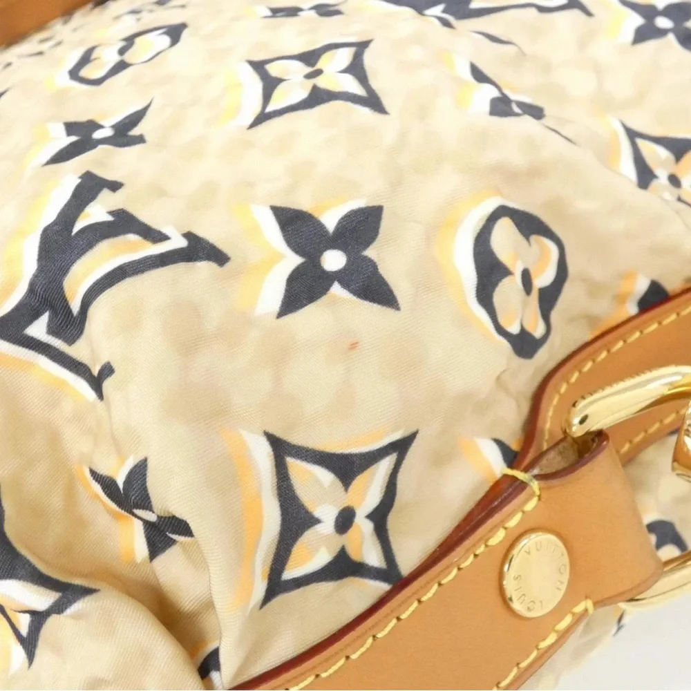 Louis Vuitton limited edition Monogram Cruise Bulles MM Bag - Picture 3 of 12